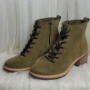 TOMS leather boots